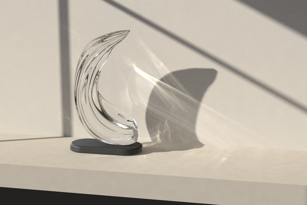 Studio render: Shorebreak on a stone sill in sunlight, its light pattern on the wall